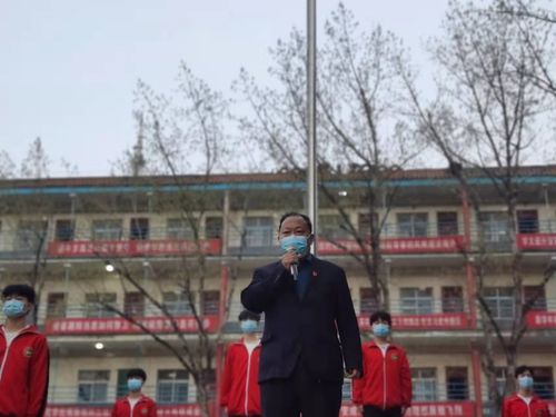 登封少林武術(shù)研究學(xué)校 加強(qiáng)職工培訓(xùn) 共鑄食品安全